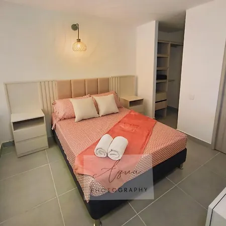Apartamento Con Piscina Cerca Del Mar, Ideal Relajarse *