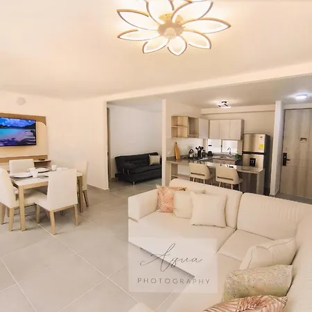 Con Piscina Cerca Del Mar, Ideal Relajarse Cartagena