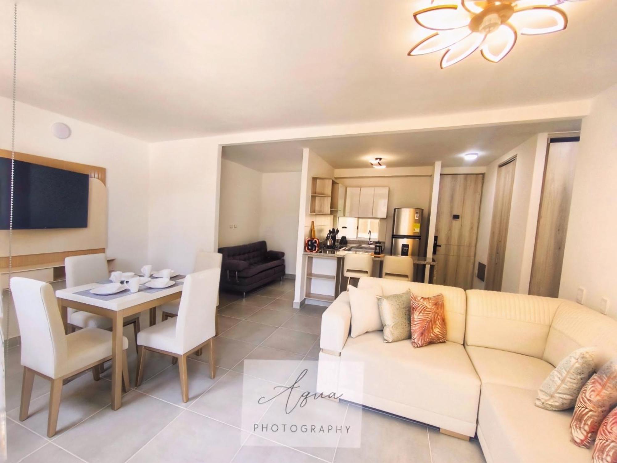 Con Piscina Cerca Del Mar, Ideal Relajarse Cartagena